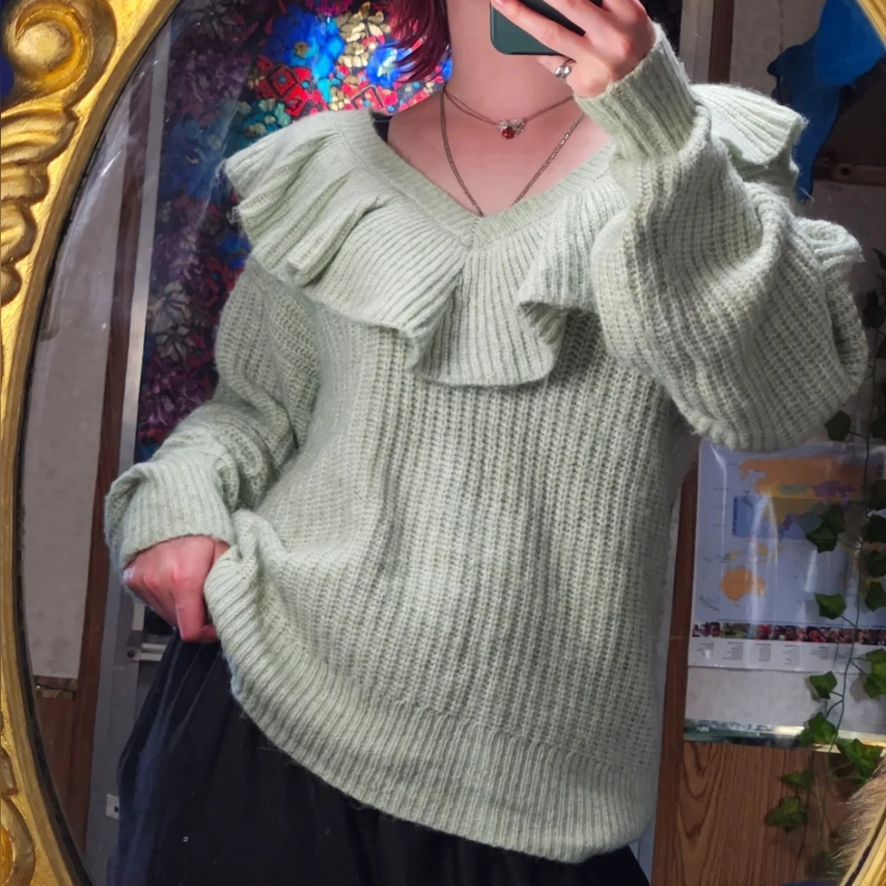 RUFFLE SWEATER - Picture 2 of 4